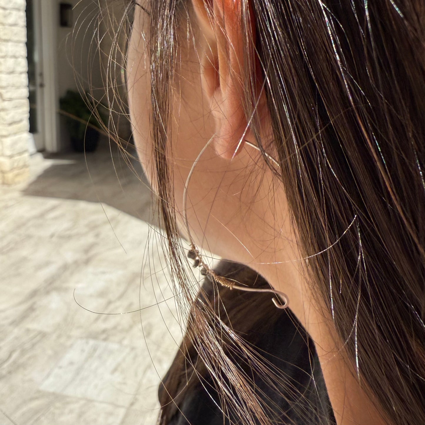 Lightweight Hoops with Uncut Black Diamonds