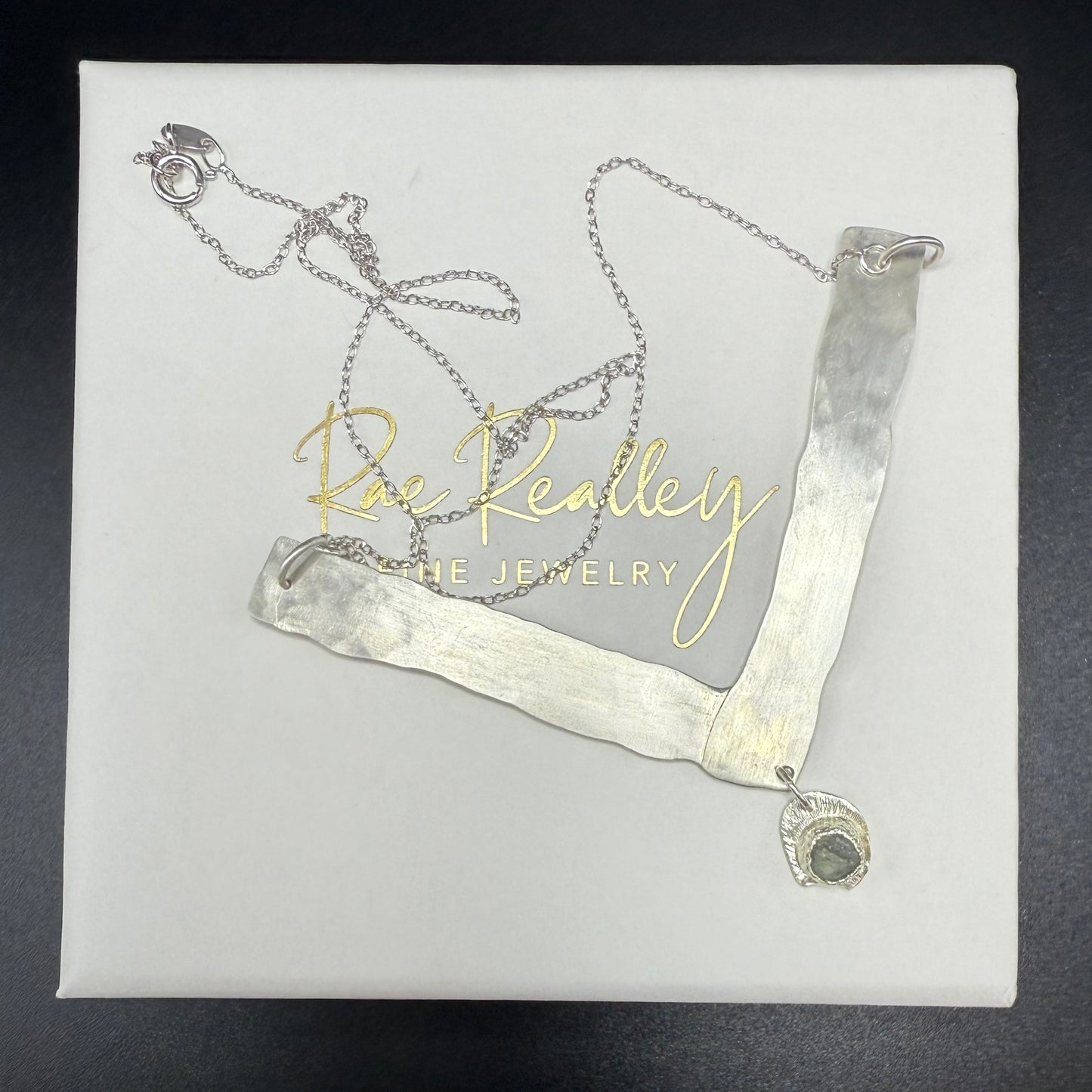 V-Point Montana Sapphire Necklace