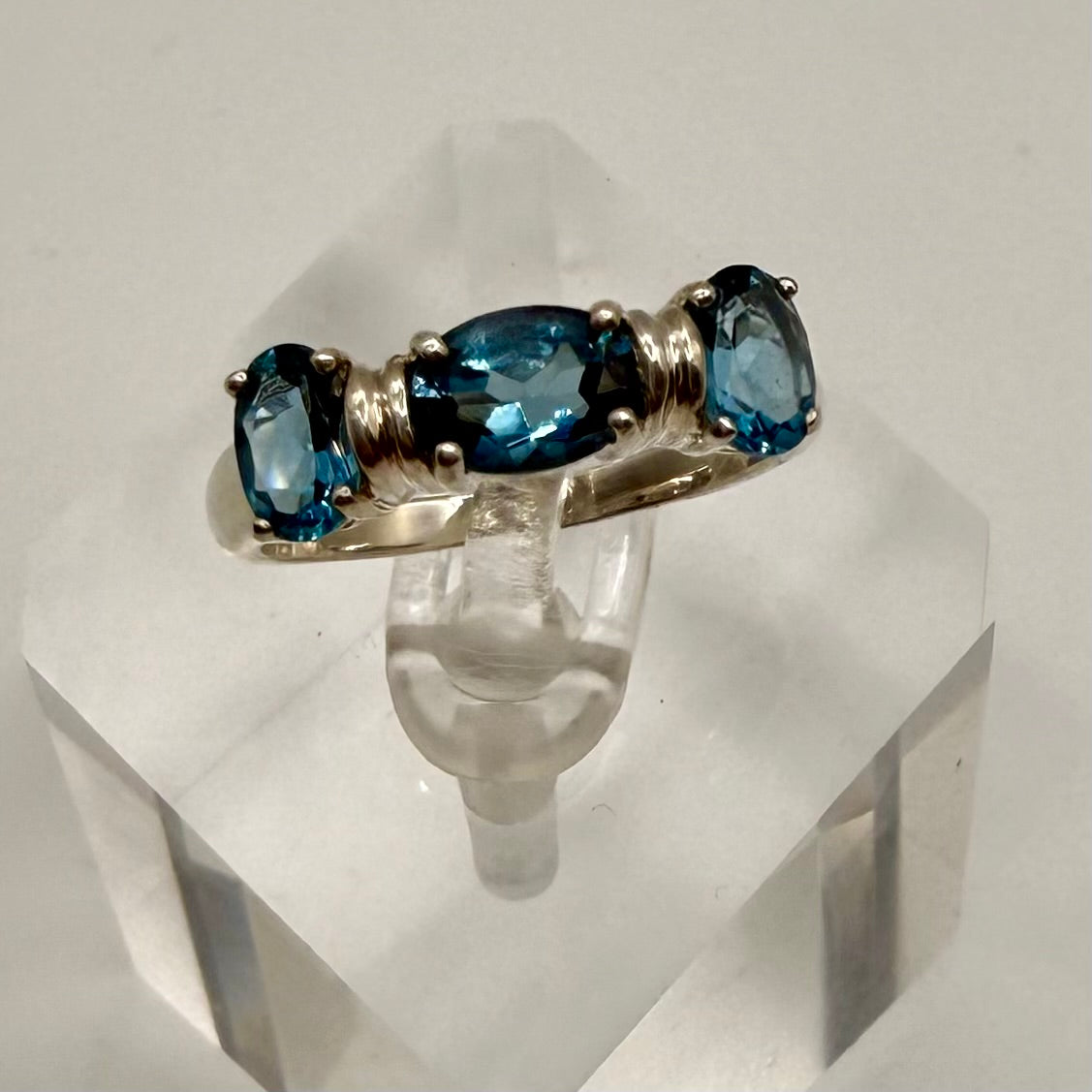 Vintage 1980s Sterling Silver & Blue Topaz Three-Stone Ring