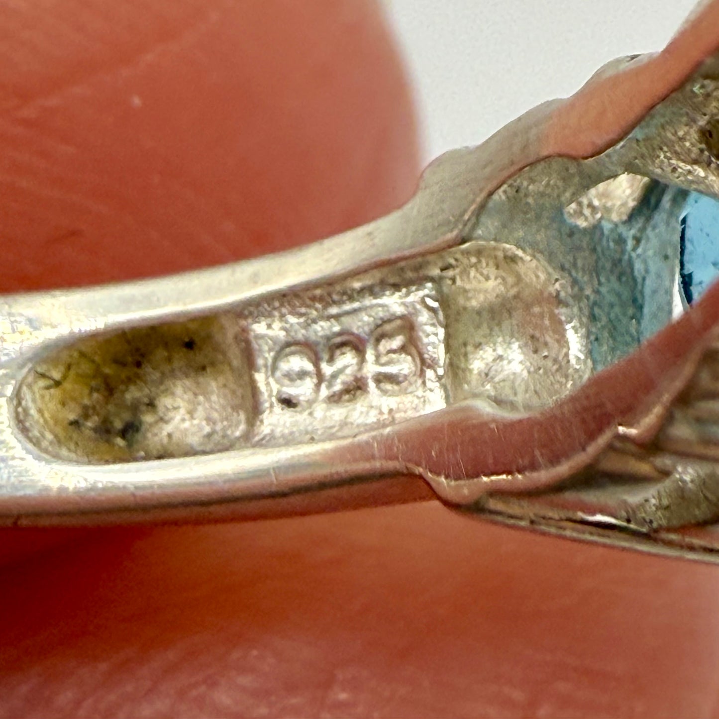 Vintage 1980s Sterling Silver & Blue Topaz Three-Stone Ring