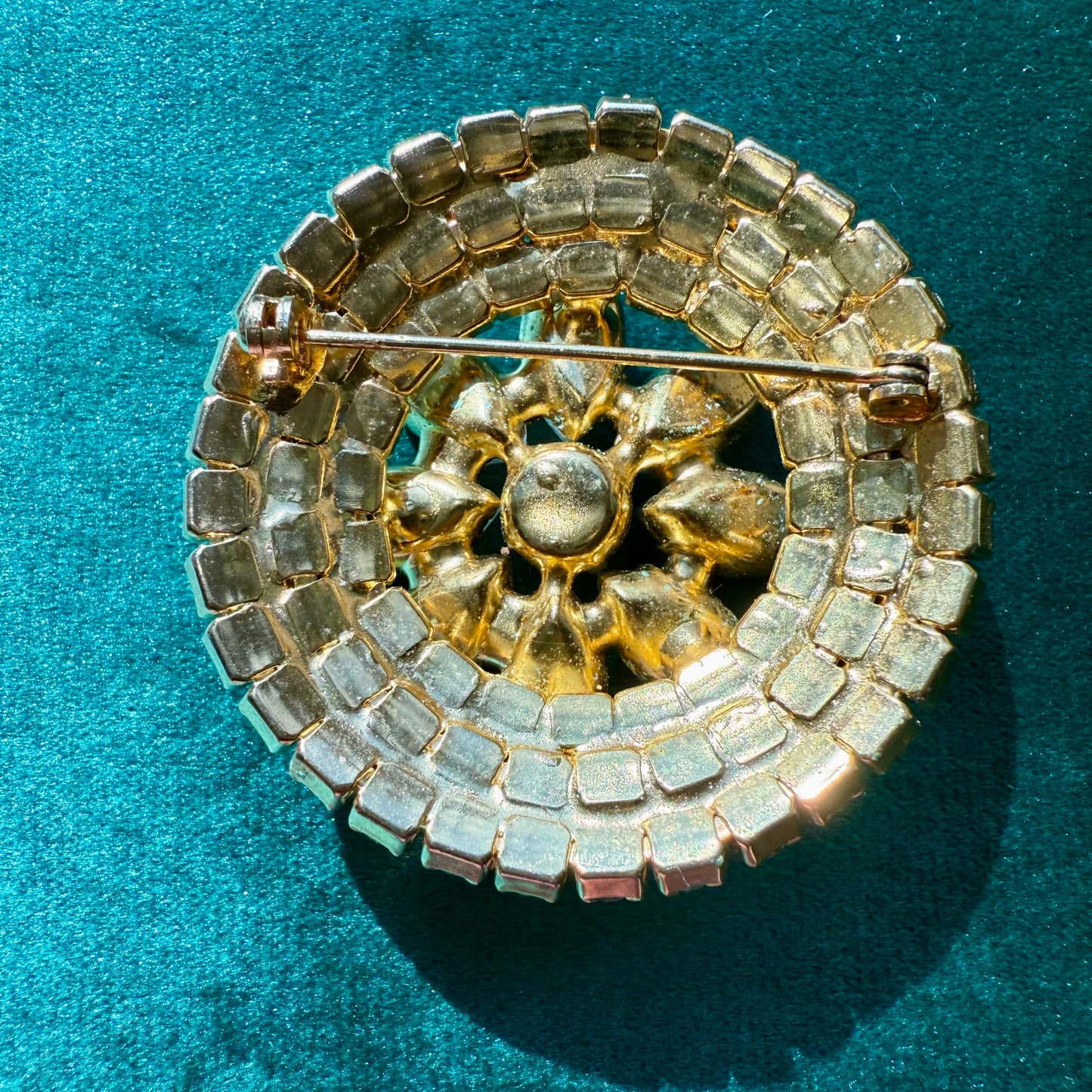 Vintage Juliana Aurora Borealis Rhinestone Flower Brooch